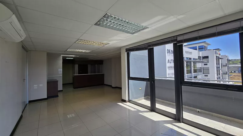 632 m² Office to let in Tyger Waterfront, Avanti South Block (photo 33)