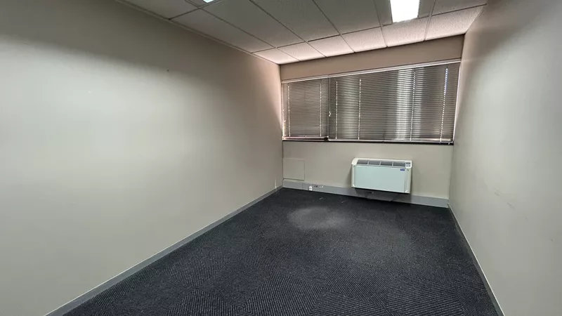 1 960 m² Office to let in Mowbray, Golf Park, GP3 (photo 12)