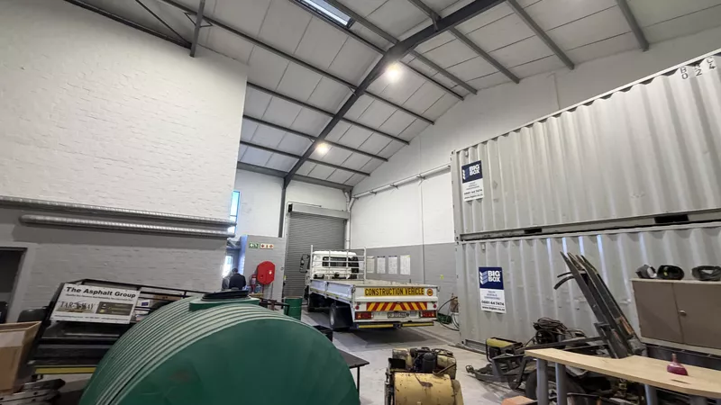 327 m² Industrial to let in Stonewood Estate , 27 Tanzanite Crescent (photo 11)