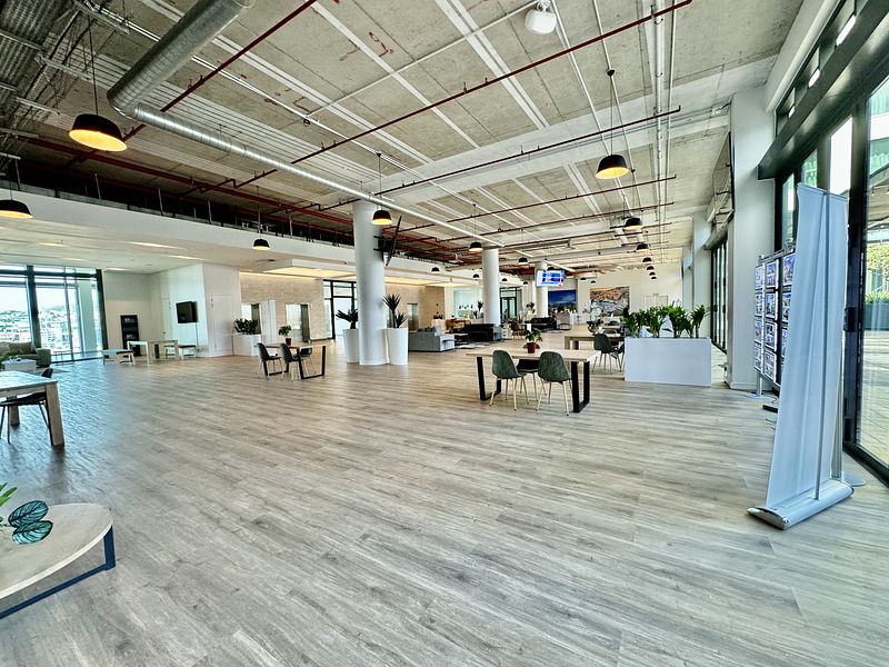 3 300 m² Office to let in Foreshore, Harbour Arch (photo 3)