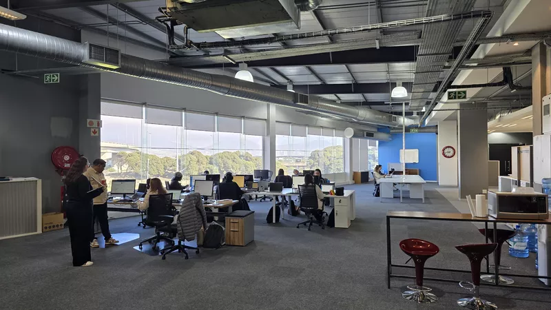 3 000 m² Office to let in Brooklyn, Northgate Park - Building 2 (photo 21)