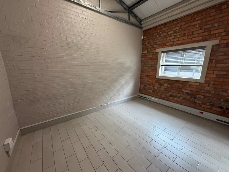 250 m² Office to let in Blackheath, Kwela Park Unit 4 Showroom (photo 14)