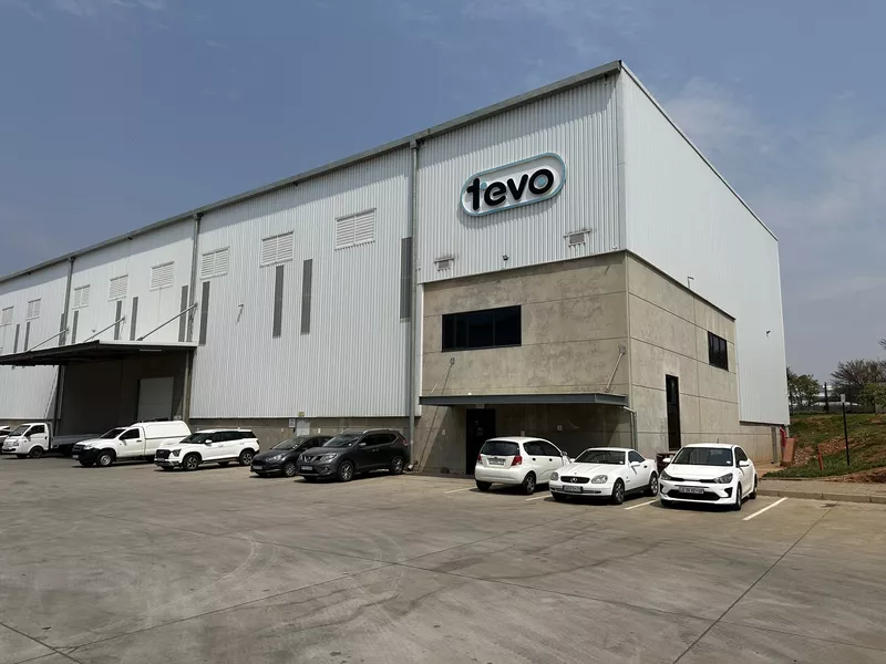 2 052 m² Industrial to let in Gauteng, 25C Merlot (photo 1)