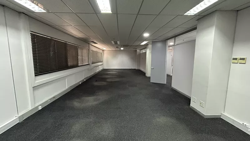 1 960 m² Office to let in Mowbray, Golf Park, GP3 (photo 42)