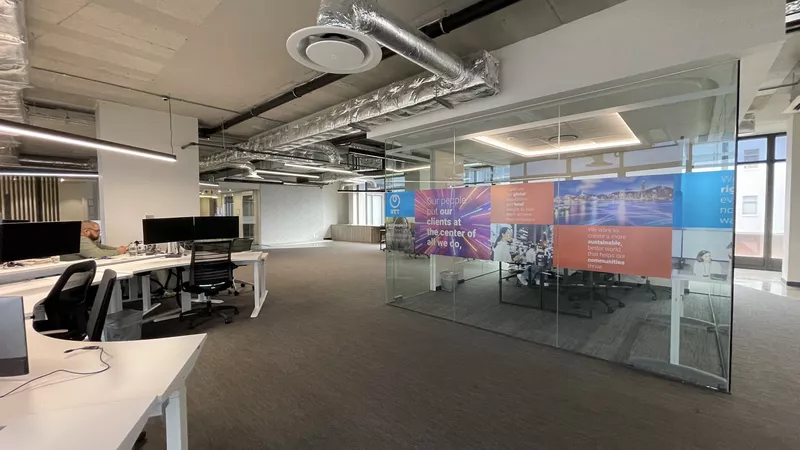 704 m² Office to let in Woodstock, The District (photo 19)
