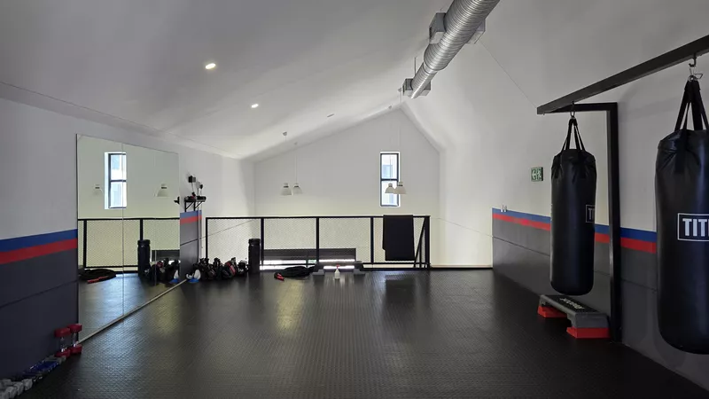 232 m² Office for sale in Century City, Bridgewater One - Studios (Block B) (photo 32)