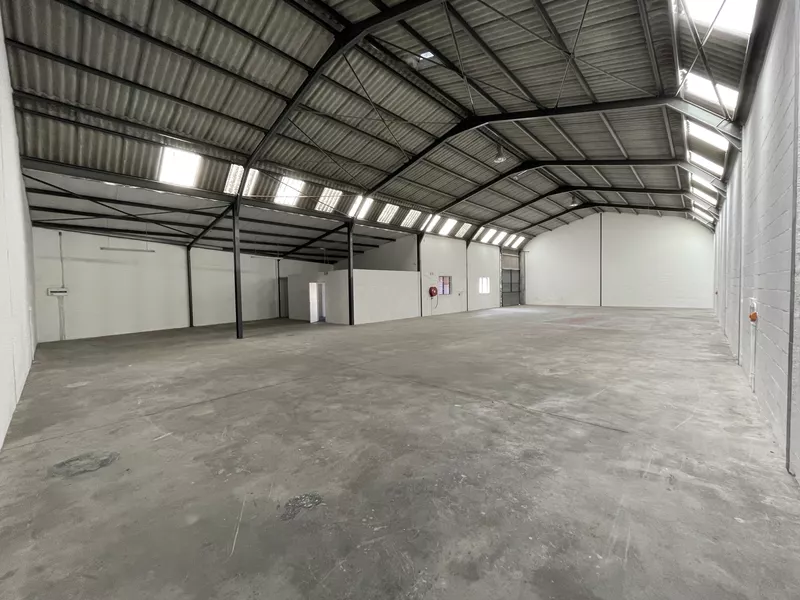 500 m² Industrial to let in Milnerton, 4 Hoist Avenue (photo 4)