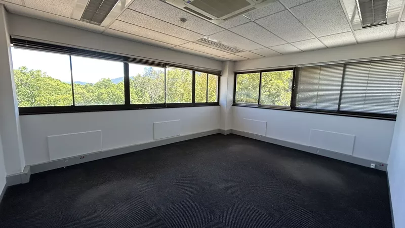 924 m² Office to let in Mowbray, Golf Park, GP3 (photo 16)