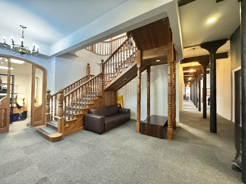 3 225 m² Office for sale in Cape Town, Mill House (photo 34)