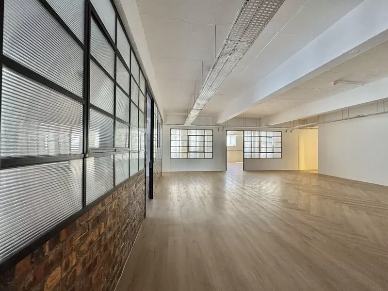 800 m² Office to let in Cape Town, 60 Roeland Street (photo 22)