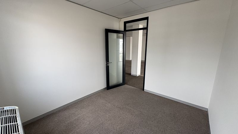 262 m² Office to let in Stellenbosch, Stellenpark Business Park (photo 36)