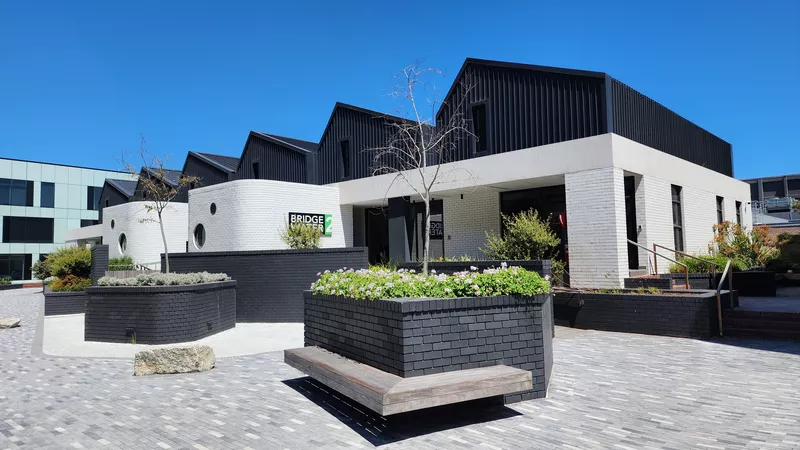 191 m² Property to let in Century City, Bridgewater One - Studios (Block B) (photo 3)