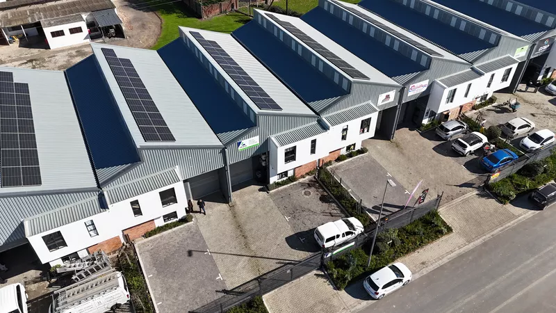 302 m² Warehouse to let in Fisantekraal, 13 Evolution Crescent - Mini Industrial Units (photo 1)