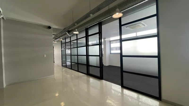 604 m² Office to let in Cape Town City Centre/CBD, 33 Martin Hammerschlag (photo 16)