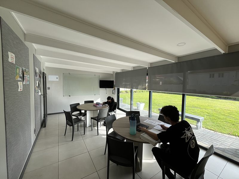 239 m² Office for sale in Fish Hoek, 6 De Waal Road (photo 5)