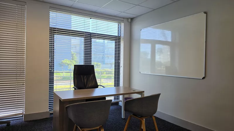 1 292 m² Office to let in Estuaries Office Estate, 2 Oxbow Crescent, The Estuaries (photo 33)