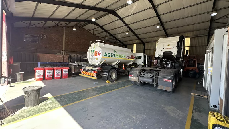 9 287 m² Industrial to let in Milnerton, 5 Silver Oak Street (photo 4)