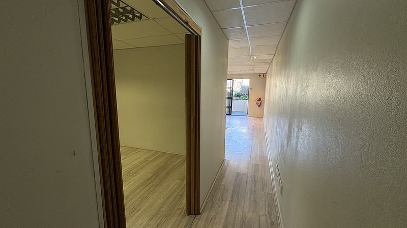 86 m² Retail property for sale in Tyger Waterfront, Riverside Lofts (photo 17)