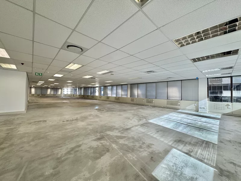 920 m² Office to let in Cape Town City Centre/CBD, 2 Long Street (photo 30)