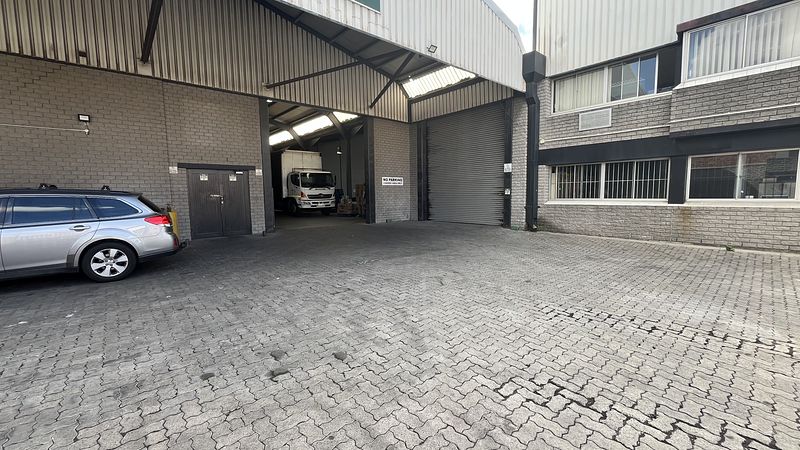 1 385 m² Industrial to let in Western Province Park, 22 Mail Str (photo 2)