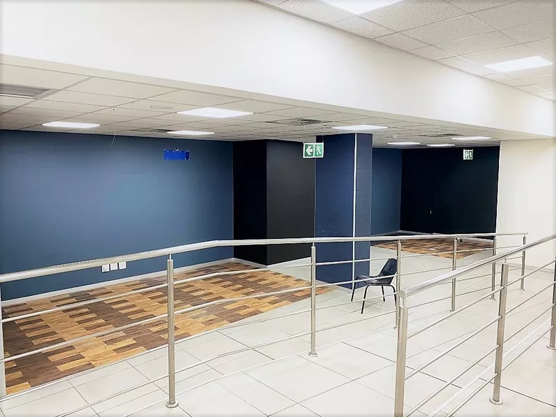 506 m² Retail property for sale in Cape Town City Centre/CBD, 67 Long Street (photo 12)