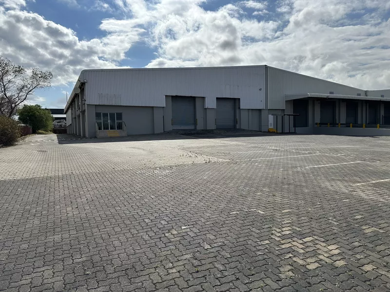 6 242 m² Office to let in Midrand, 48 Reedbuck Crescent (photo 8)