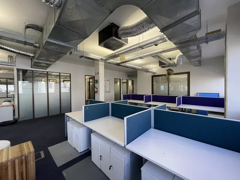 614 m² Office to let in Cape Town City Centre/CBD, 50 Riebeek (photo 40)