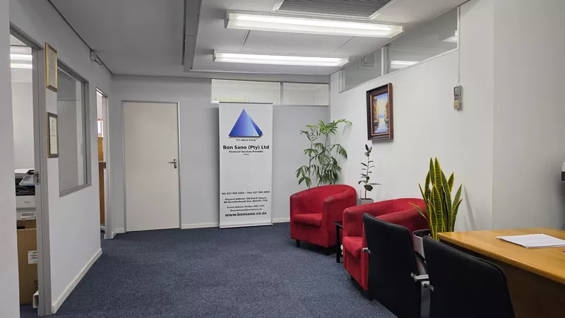 210 m² Office for sale in Bellville, Old Dutch Square (photo 10)