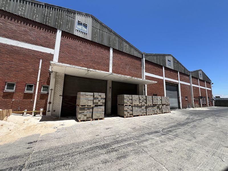 1 226 m² Industrial to let in Epping 1, 32 - 34 Benbow Ave (photo 3)