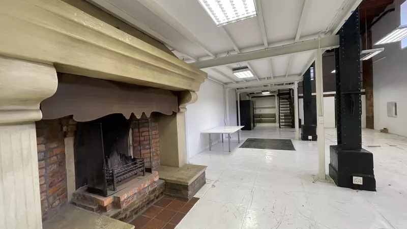 300 m² Office to let in Woodstock, Old Castle Brewery (photo 23)