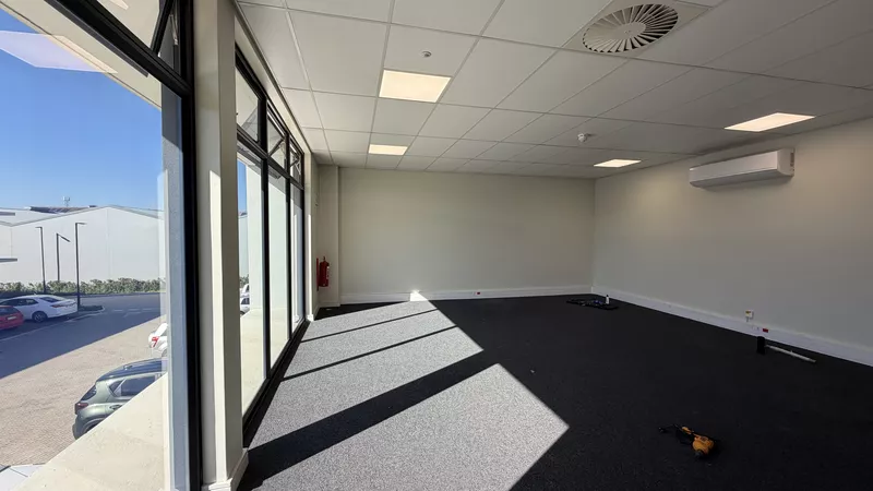 332 m² Industrial to let in Kraaifontein, 1 Tanzanite Crescent - Stonewood JV (photo 9)
