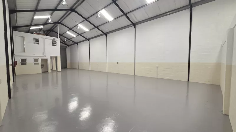 352 m² Industrial to let in Strand, Meerlust Industrial Park (photo 15)