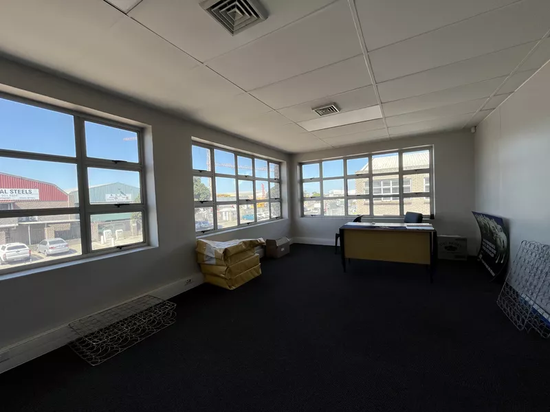 1 163 m² Industrial to let in Parow Industrial, 19 Junction Road (photo 11)