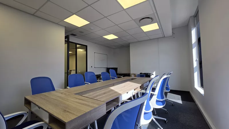 136 m² Office to let in Bridgeways Park, Bridgewater One - Suites (Block C) (photo 21)