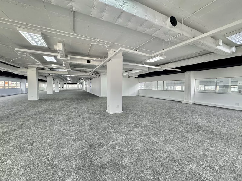 974 m² Office to let in Cape Town City Centre/CBD, 14 Long Street (photo 3)