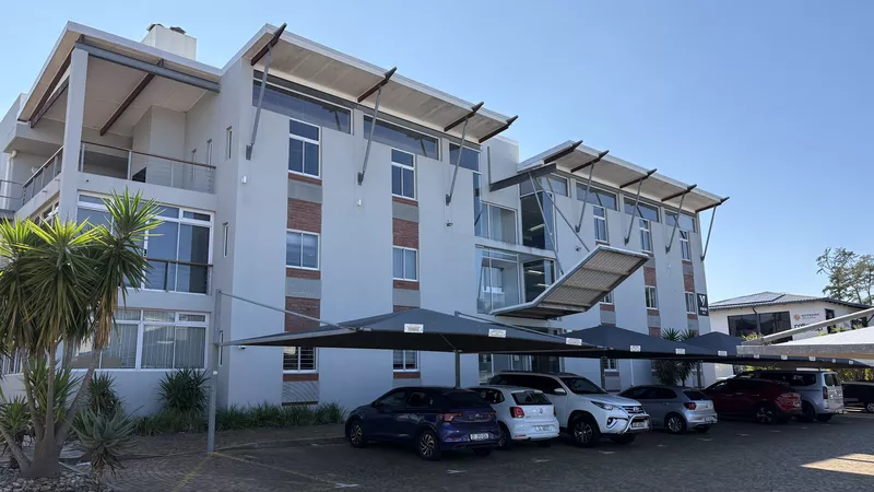221 m² Office to let in Stellenbosch, 10 Quantum street (photo 1)