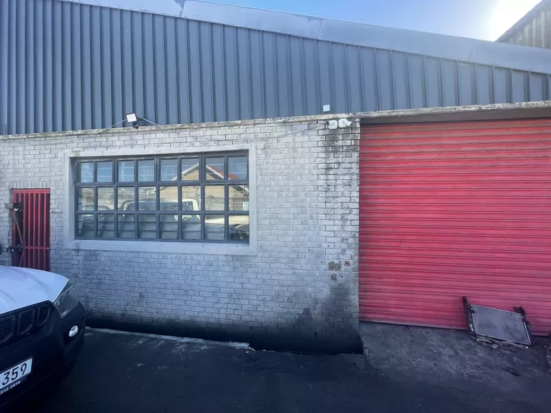 1 250 m² Industrial for sale in Athlone, 8 Deutz Road (photo 8)