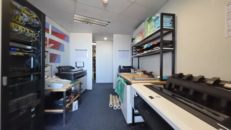 511 m² Office to let in Tygerberg Office Park, Uitzicht - Tygerberg Park (photo 32)