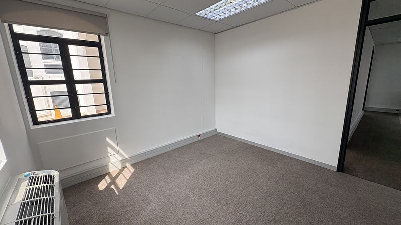 262 m² Office to let in Stellenbosch, Stellenpark Business Park (photo 22)
