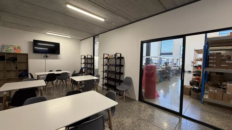 479 m² Industrial to let in Kraaifontein, 8 Tanzanite Crescent (photo 22)