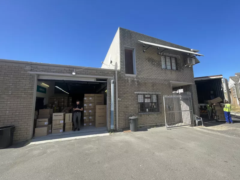 1 800 m² Industrial to let in Ottery, 14 Argo Road (photo 1)