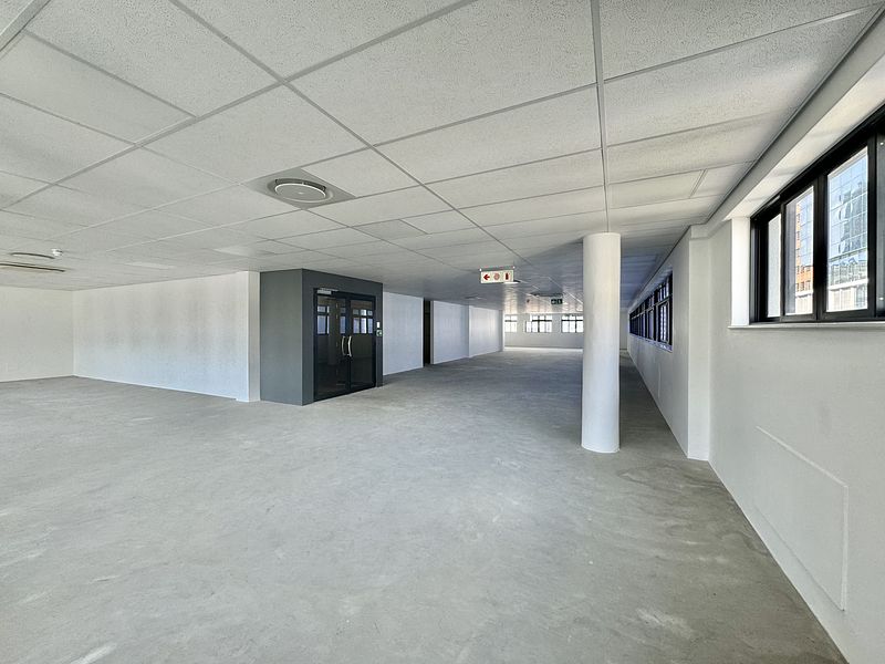 335 m² Office to let in Cape Town City Centre/CBD, 30 Waterkant (photo 3)