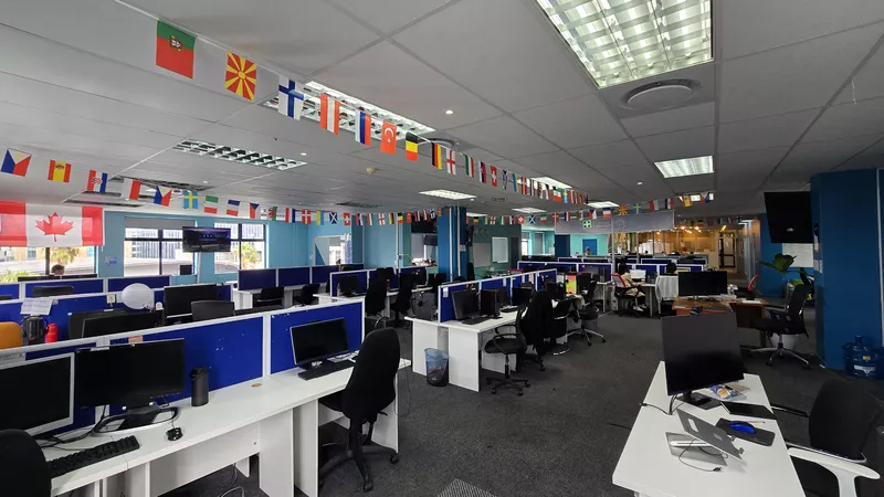 585 m² Office to let in Colosseum (photo 19)