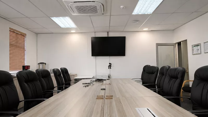 684 m² Office to let in South Gate Office Park, Waterside Place (photo 29)