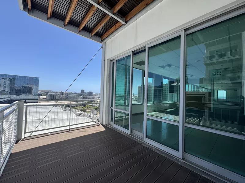 561 m² Office to let in Cape Town City Centre/CBD, Convention Towers (photo 30)