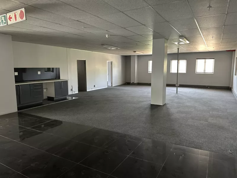 7 739 m² Industrial to let in Meadowdale, 190 Barbara Road (photo 35)