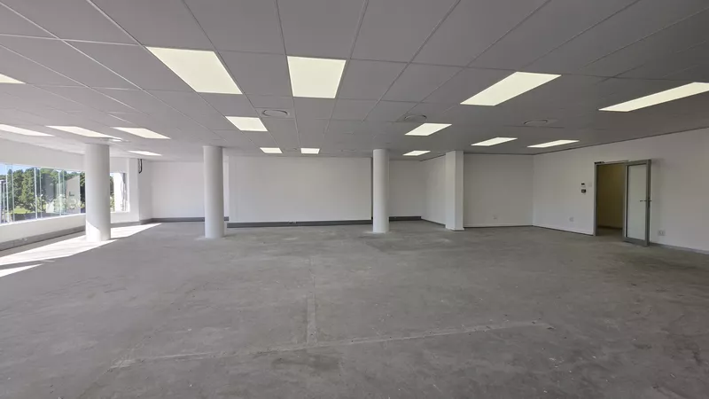 1 400 m² Office to let in Tyger Valley, Bloemhof (photo 14)