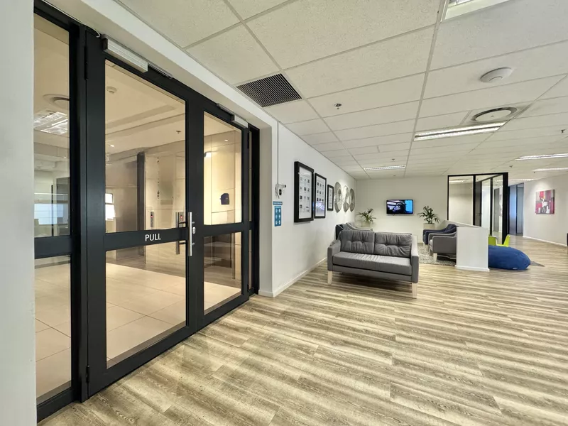 1 065 m² Office for sale in Cape Town City Centre/CBD, Touchstone House (photo 4)