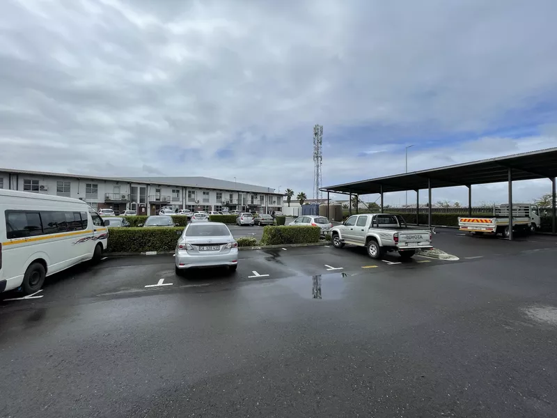 232 m² Office to let in Marconi Beam, Spearhead Business Park (photo 15)