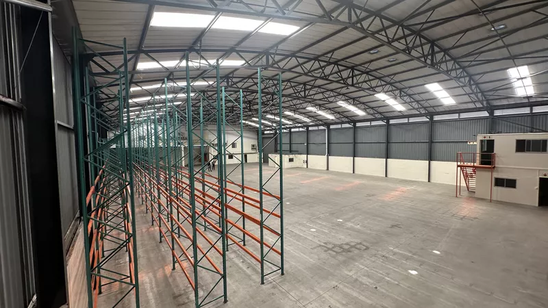 3 100 m² Industrial to let in Marconi Beam, 11 Kunene Circle (photo 4)